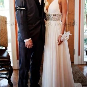 Sherri hill white dress/ prom dress